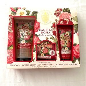 Camélia Rossa Bath Set